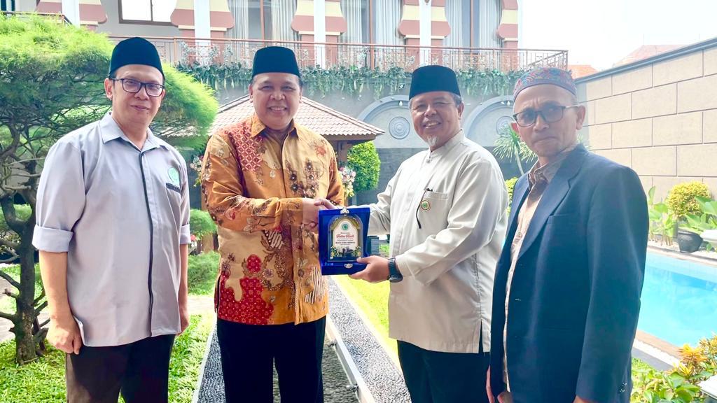 Ketua Umum MUI Jakarta Timur: Kader Ulama harus Kuat Keilmuan Agama dan Melek Digital – Majelis Ulama Indonesia