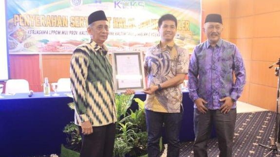 LPPOM MUI Kaltim Serahkan Sertifikasi Halal Kepada UMKM