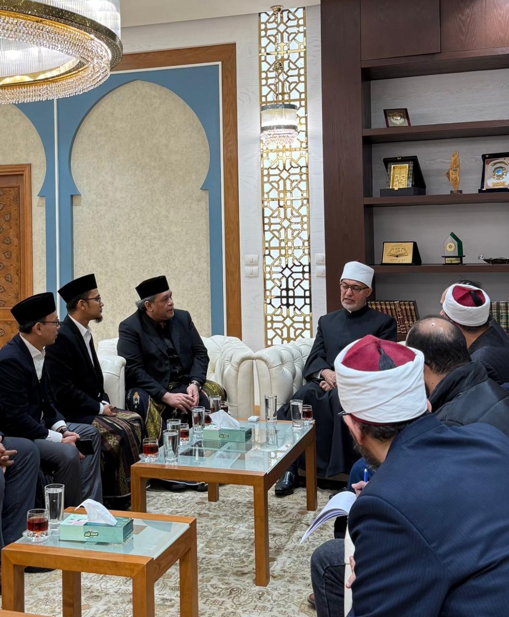 Dorong Peningkatan Kepakaran Ulama, MUI DKI Jakarta Temui Pimpinan Al-Azhar dan Mufti Agung Mesir 2 Dorong Peningkatan Kepakaran Ulama, MUI DKI Jakarta Temui Pimpinan Al-Azhar dan Mufti Agung Mesir