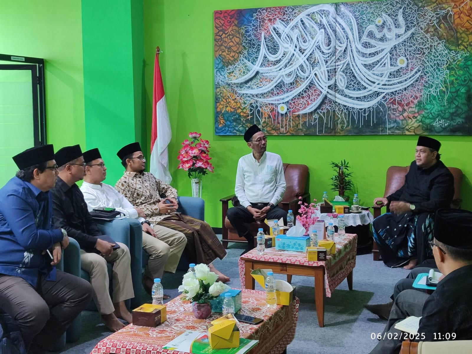 MUI DKI Jakarta Menerima Kunjungan Delegasi Universitas Muhammadiyah Jakarta (UMJ) 2 MUI DKI Jakarta Menerima Kunjungan Delegasi Universitas Muhammadiyah Jakarta (UMJ)